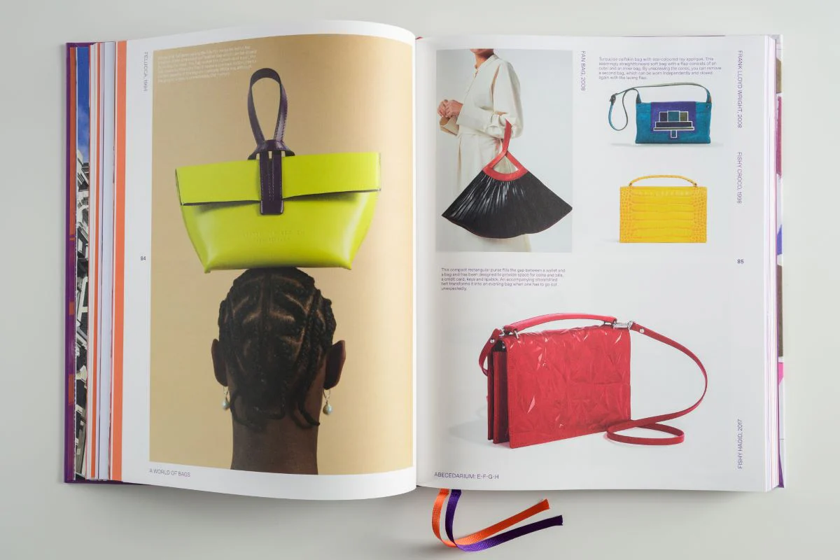 NAI010 Publishers: Hester Van Eeghen A World Of Bags - Image 3