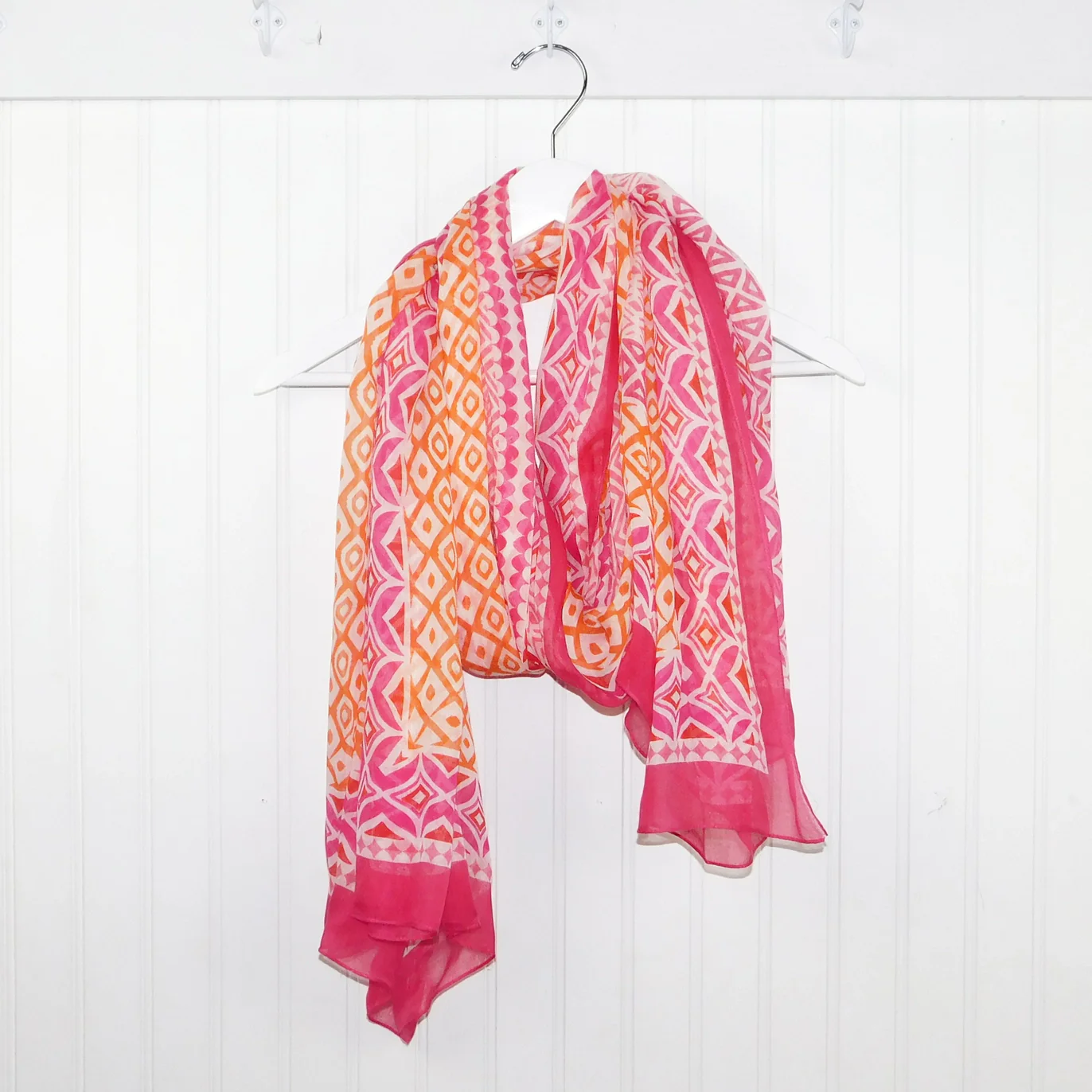 Chloe & Lex Scarf: Aarini - Image 2