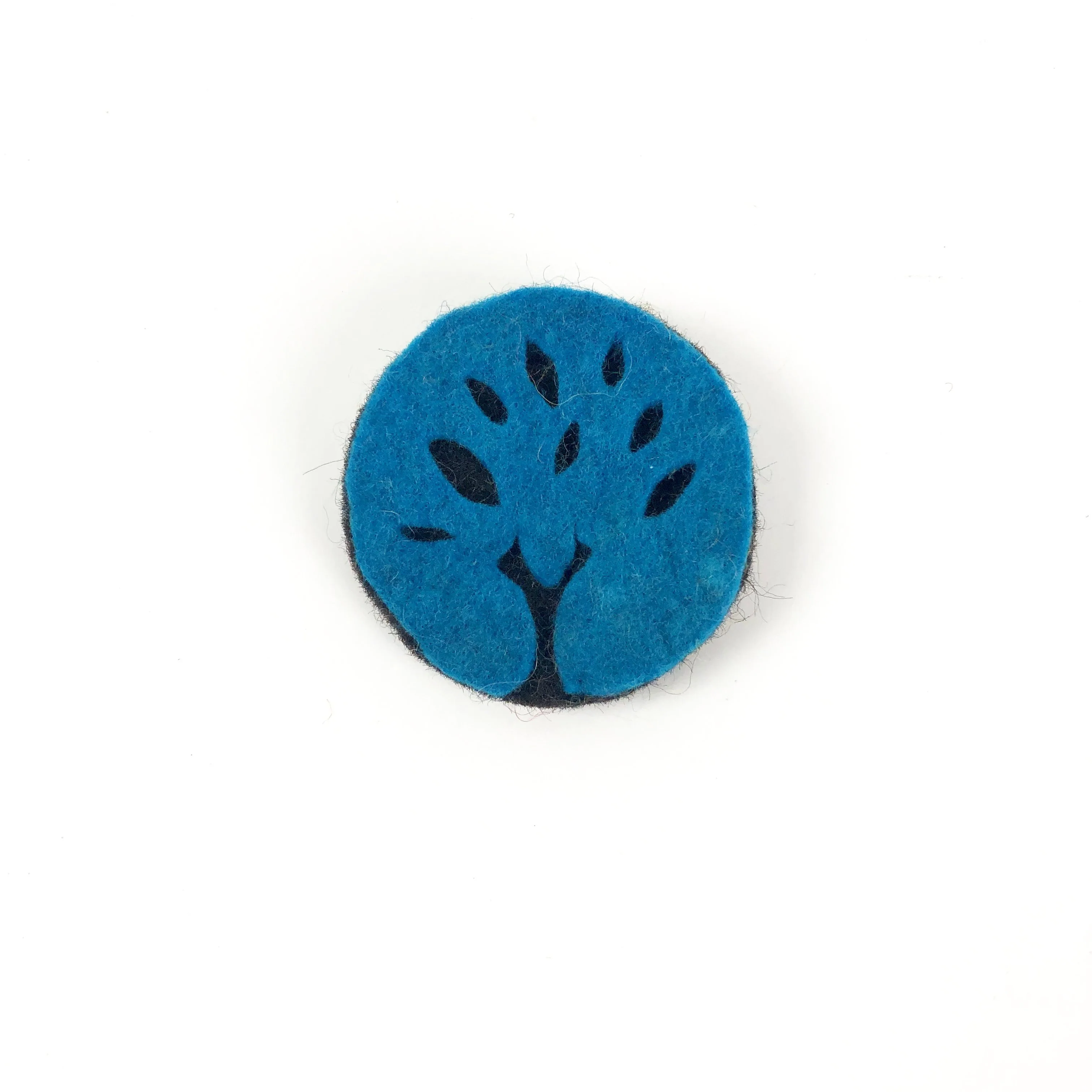 Fibres of Life: Brooch - Image 4