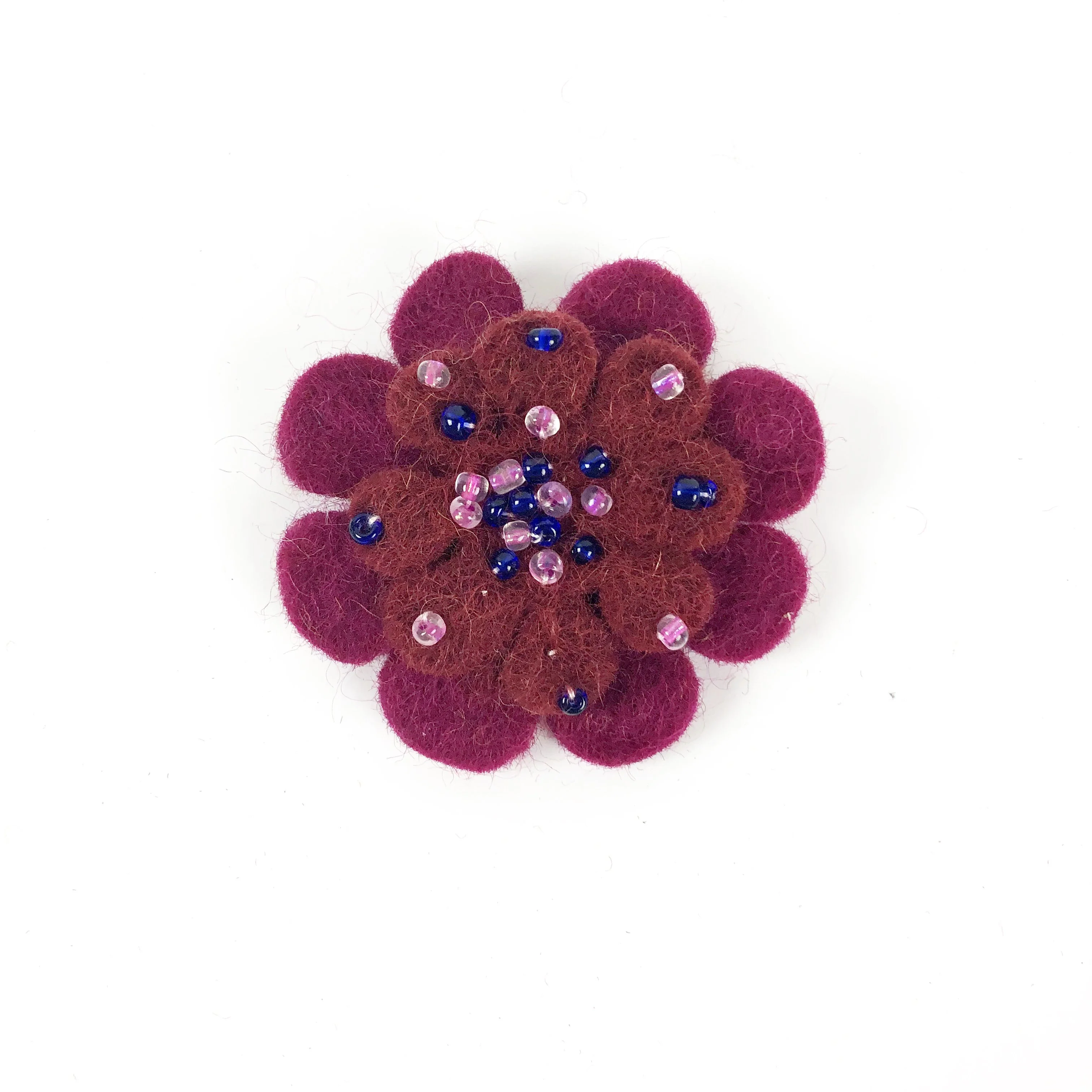 Fibres of Life: Brooch - Image 8