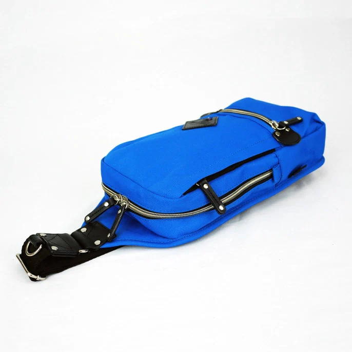 Harvest Label Sling Pack: Sling Pack - Image 3