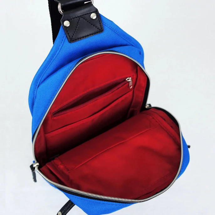 Harvest Label Sling Pack: Sling Pack - Image 5