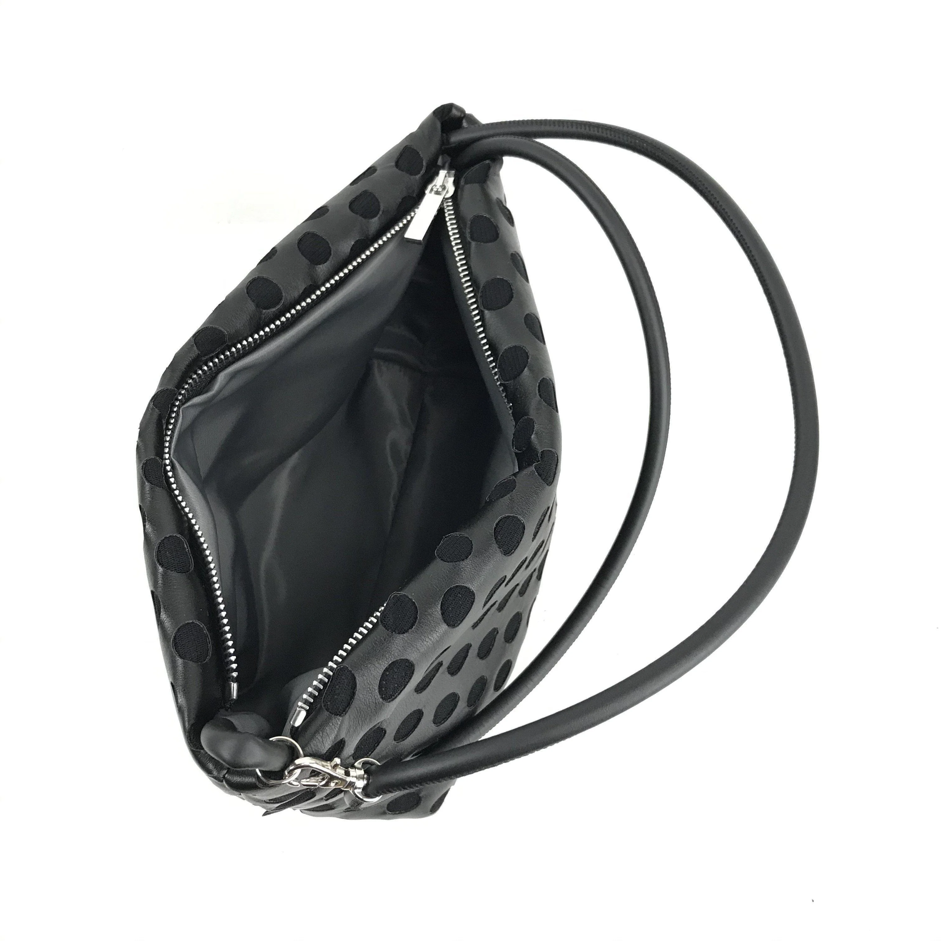 In-Zu Shoulder Bag: Medium Mouse - Image 9