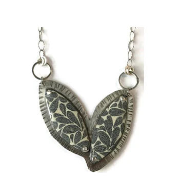 Joanna Craft Necklace: White & Black EN70