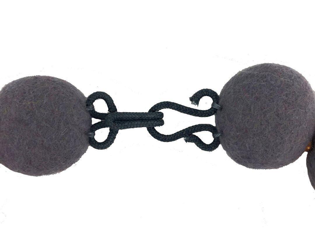 Lynsey Walters Retro Daisy Necklace - Image 2