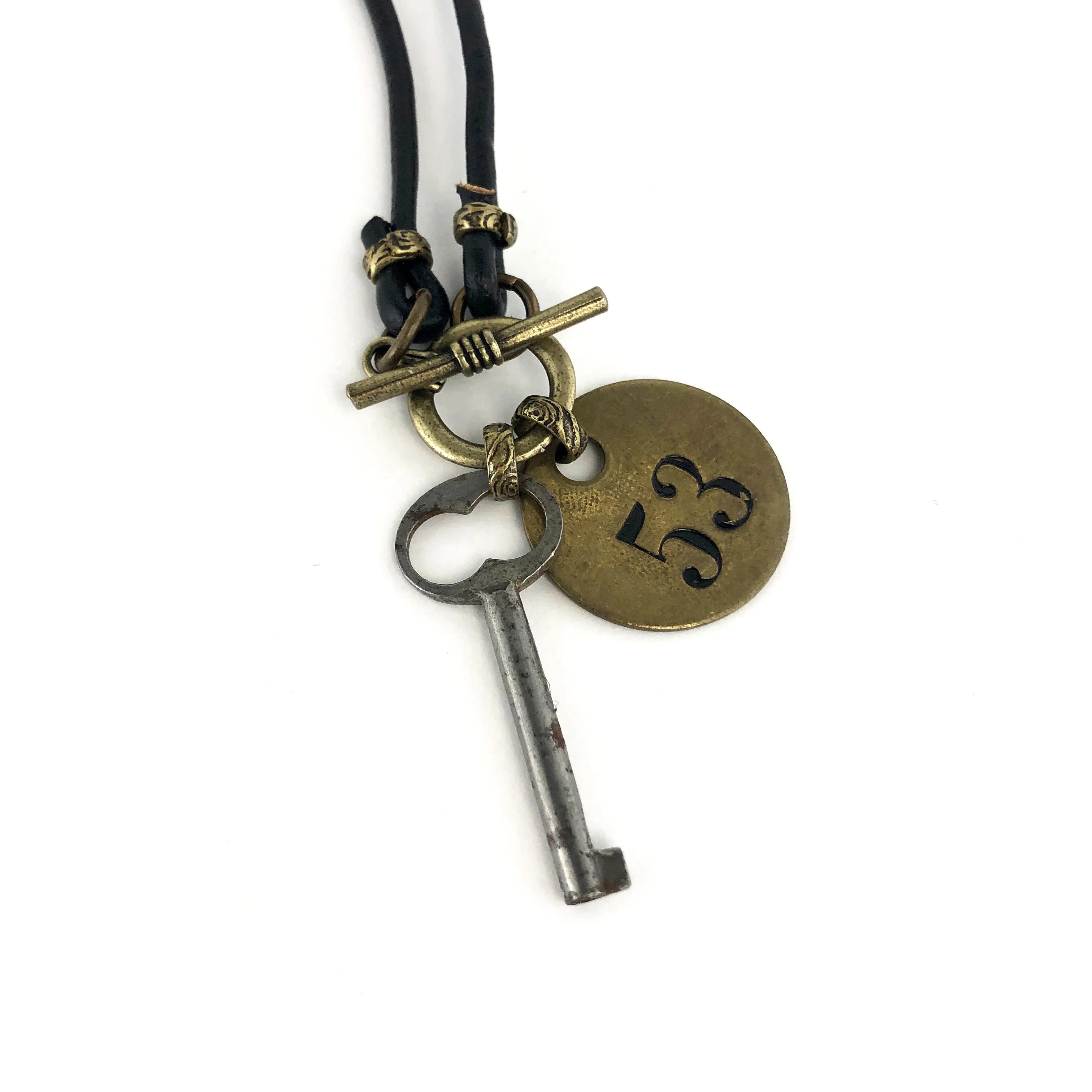 My Mothers Buttons Necklace: Hotel Tag - Image 3