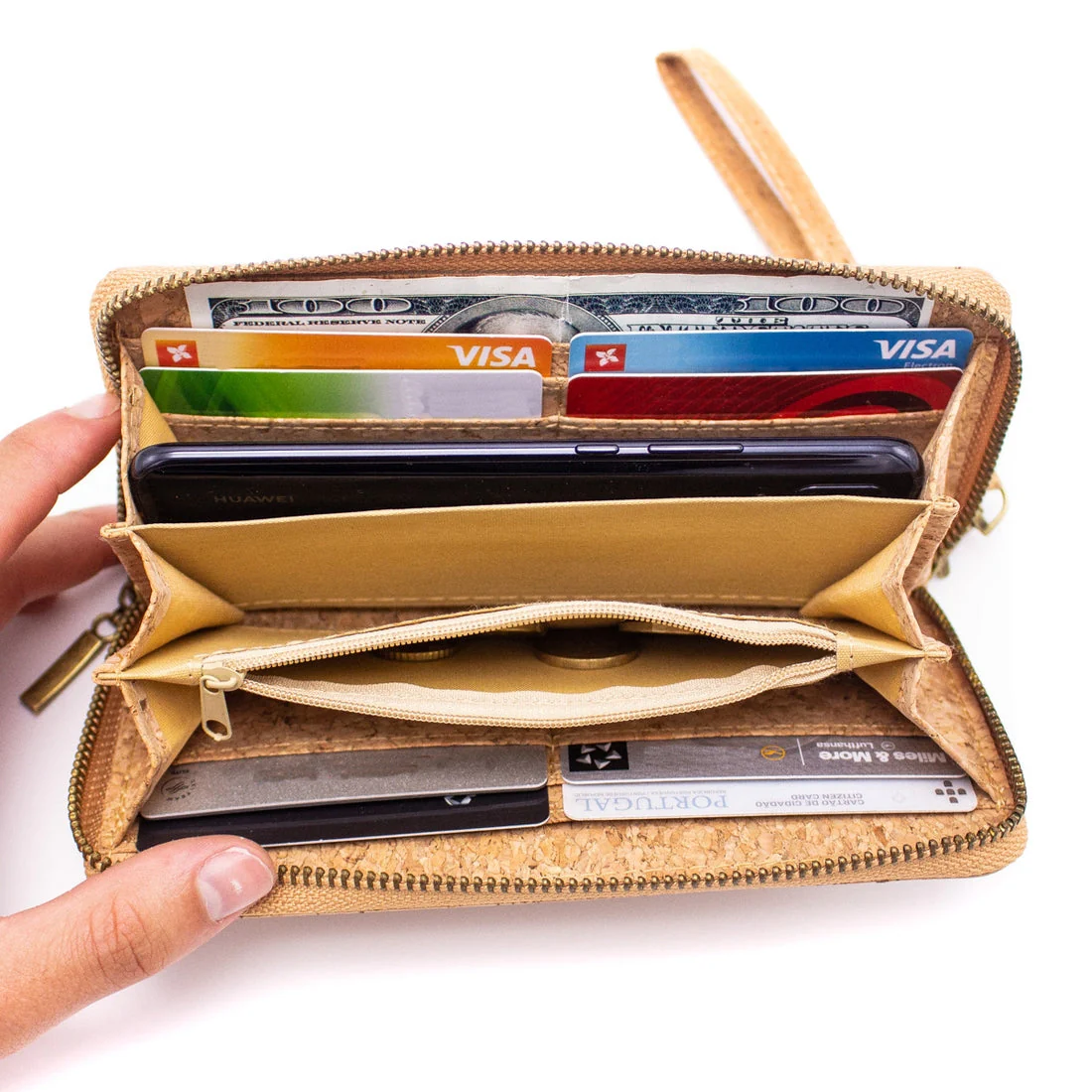 Meninas Bonitas Wallet: Cork Zip Around - Image 4