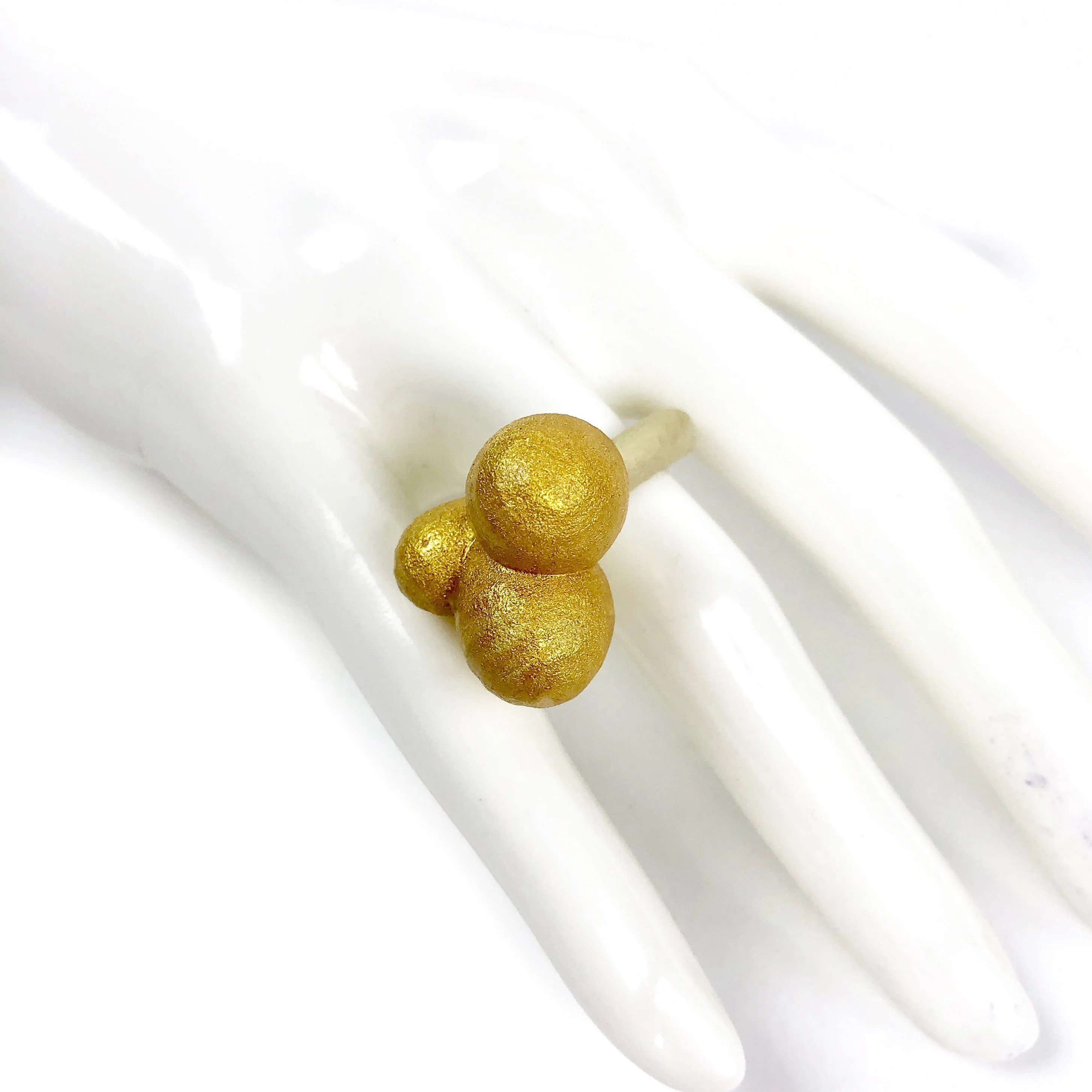 Rachel Timmins Ring: 3 Ball - Image 4