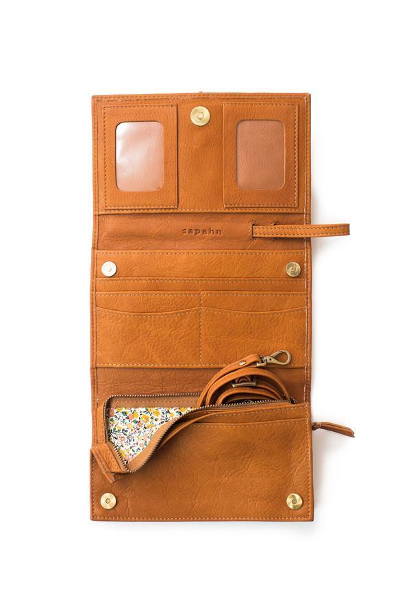 Sapahn Bag: Stanley Leather Crossbody Wristlet Wallet - Image 6