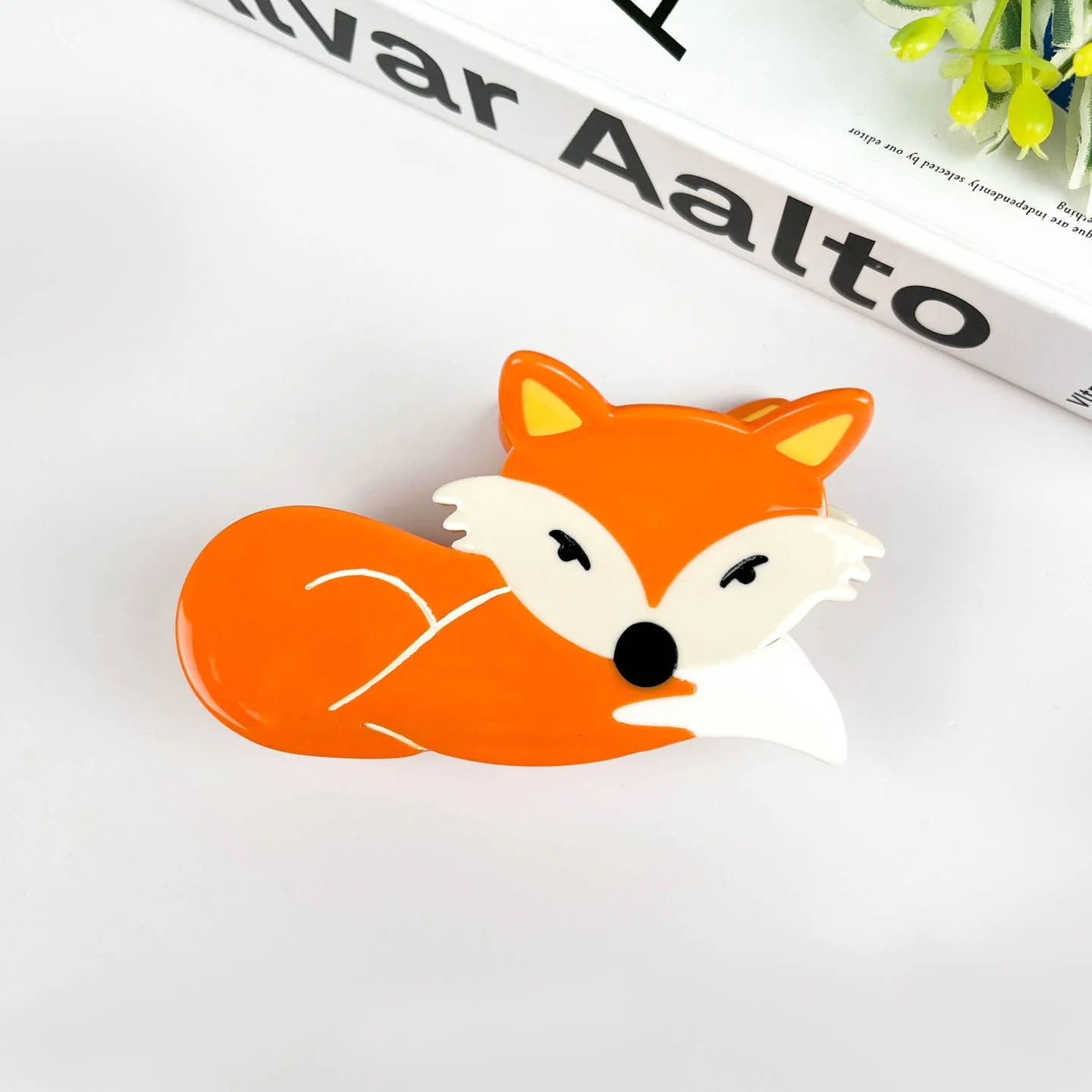 The Diva Soap Hair Claw: Orange Fox