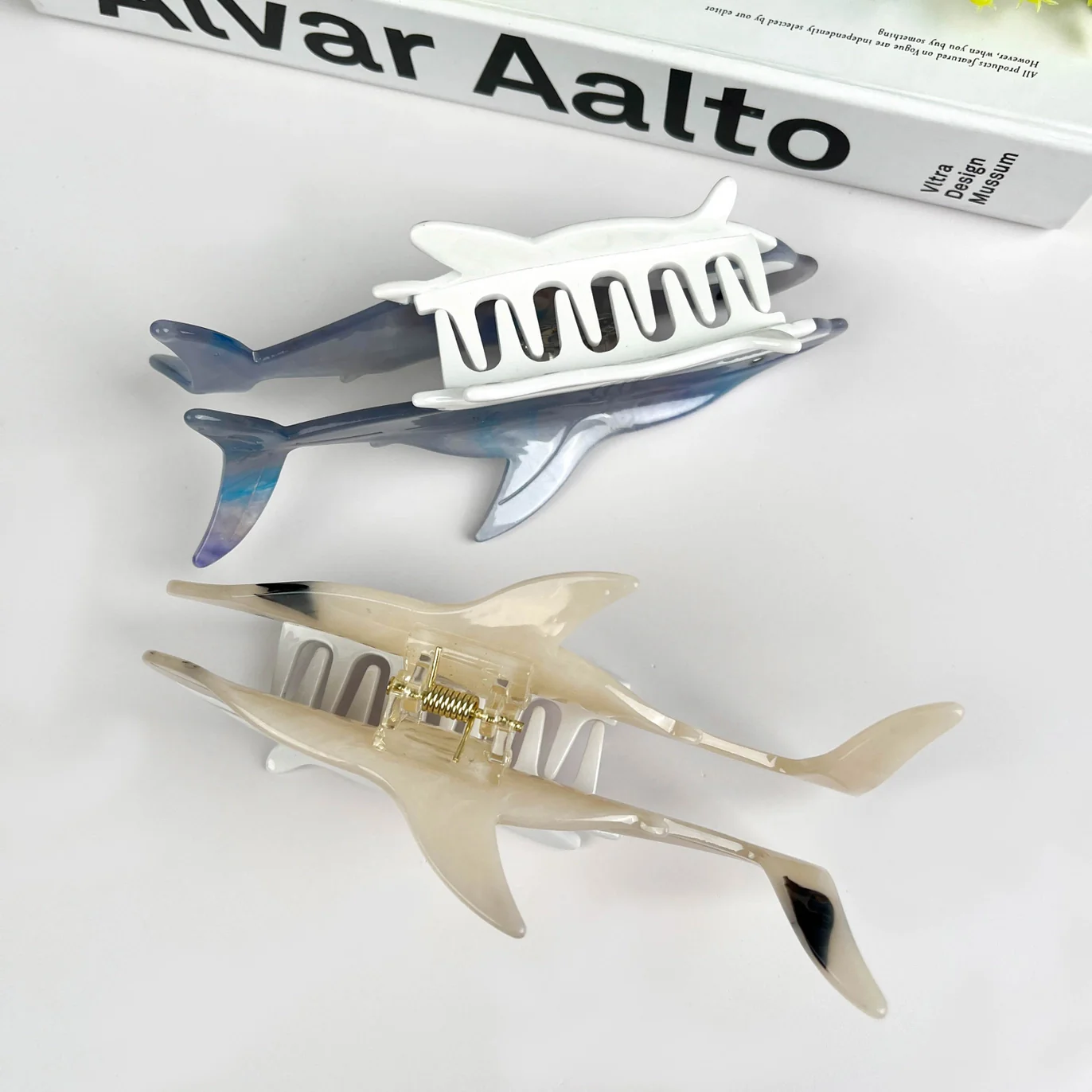 The Diva Soap Hair Claw: Shark - Image 2
