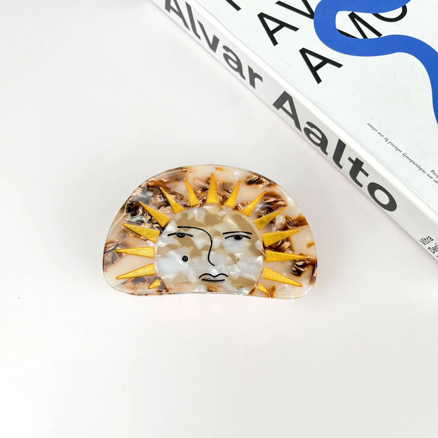 The Diva Soap Hair Claw: Sun Woman