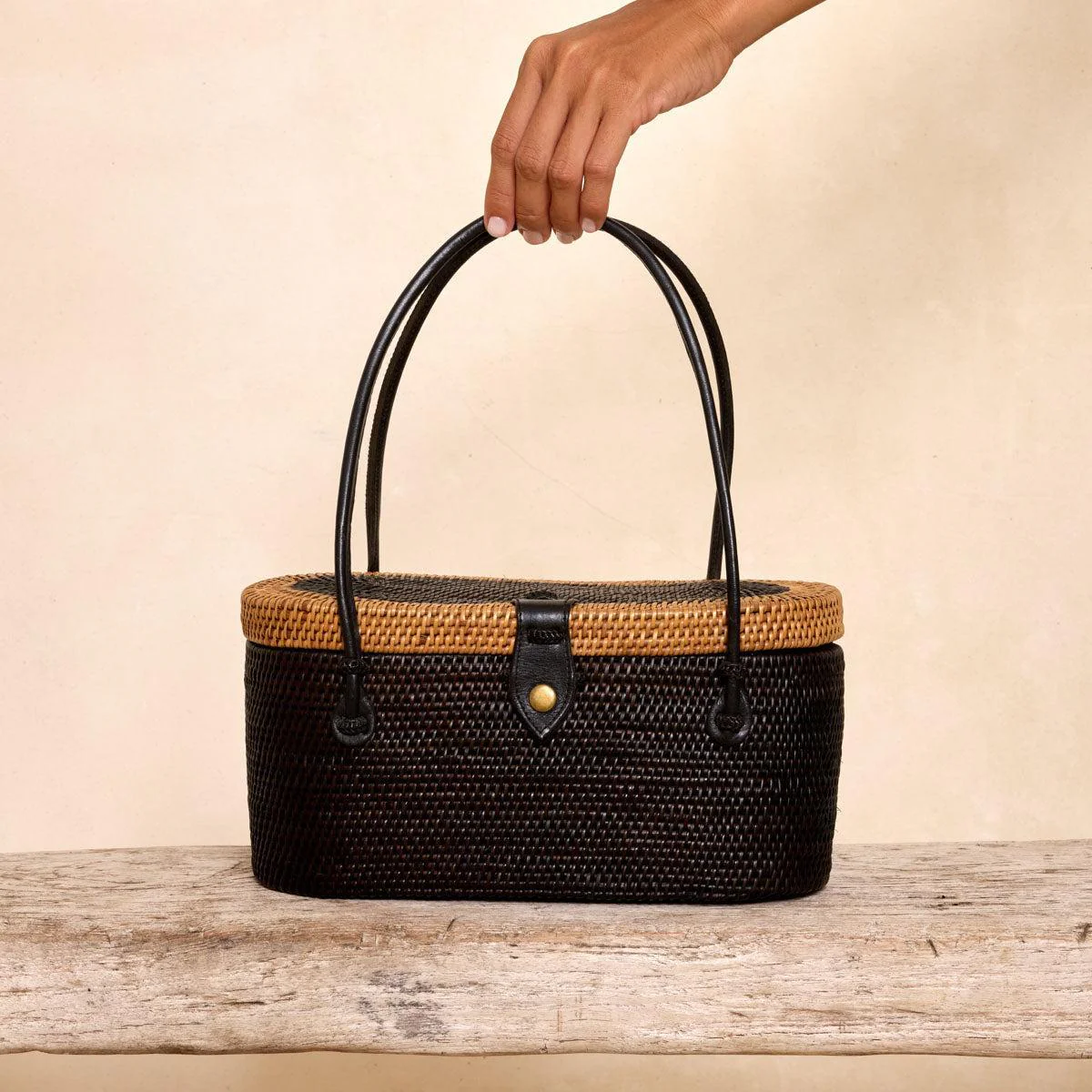 The Winding Road Bag: Oval Racetrack