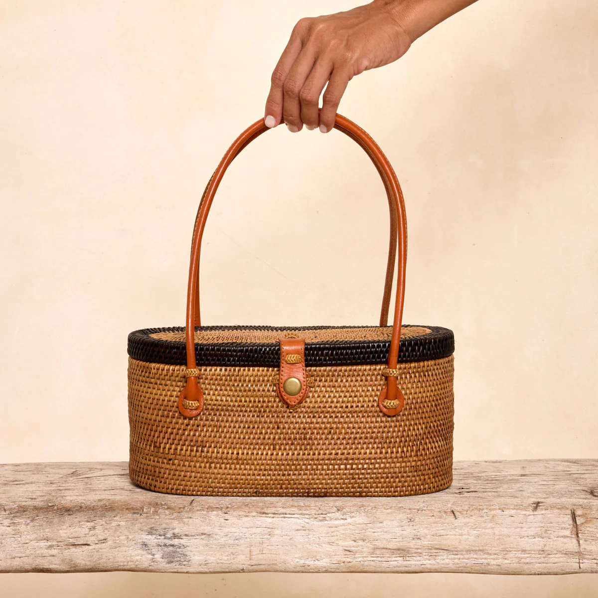 The Winding Road Bag: Oval Racetrack - Image 4